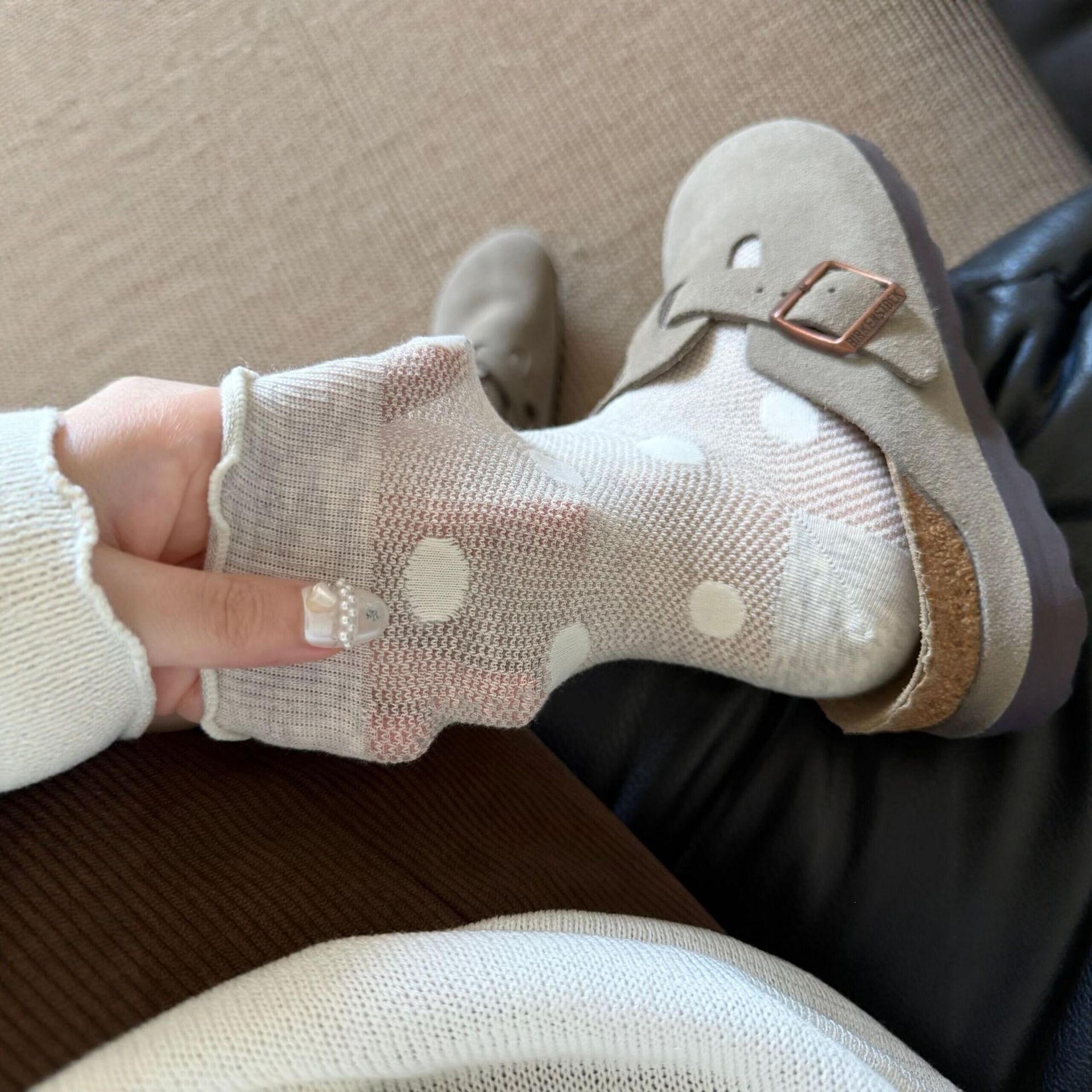 miu系圓點襪子女薄透網眼冰冰襪韓系無骨百搭吸汗中筒襪花邊jk襪 3