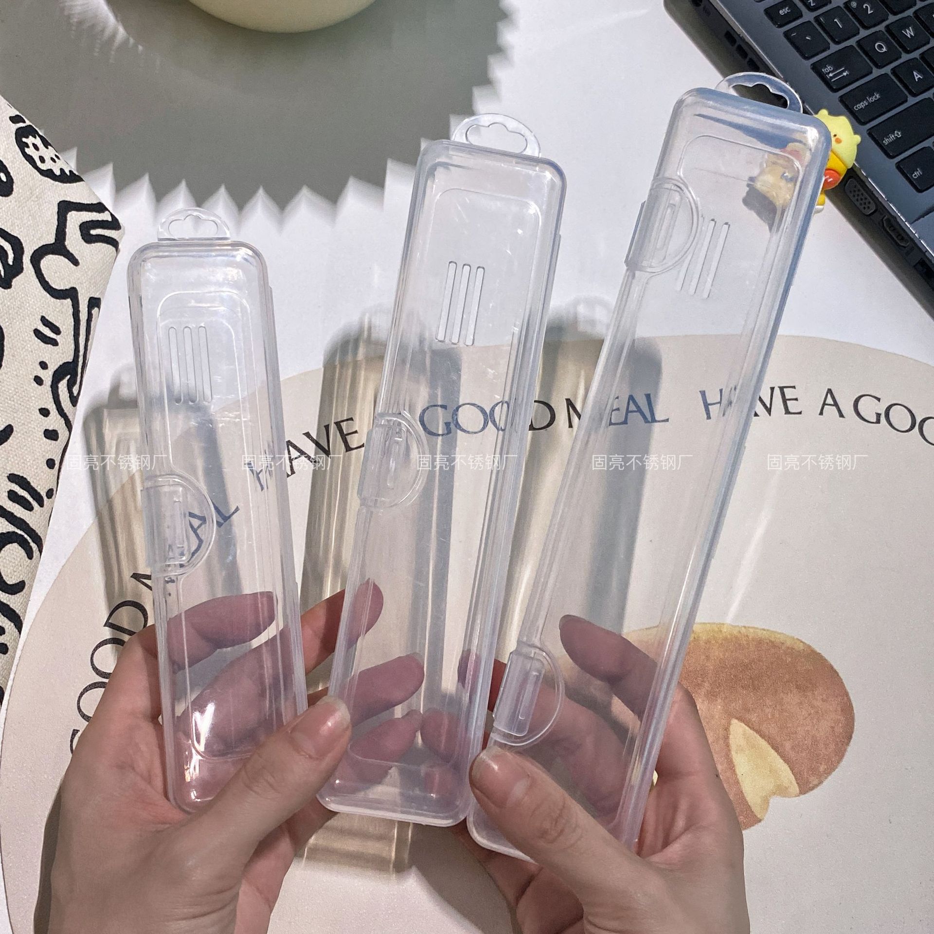 便攜透明防塵塑料餐具盒帶掛鉤網紅勺叉筷化妝刷不鏽鋼吸管收納盒 3